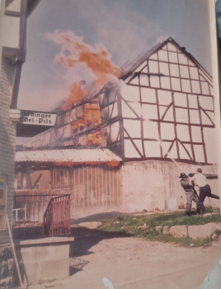 1968 09 10 Brand Bauernhof Knieling 004