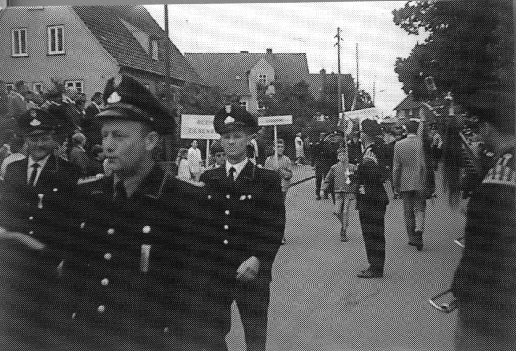 69 Bild 1 von Umzug Verbandstag 1969