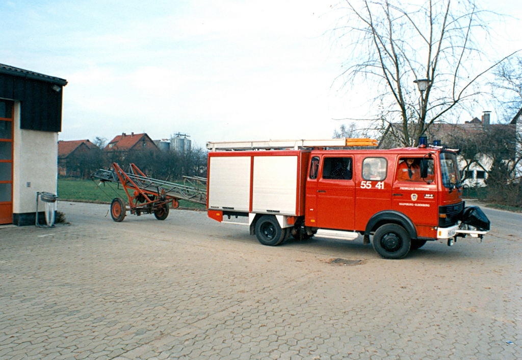 1987 12 15 Weihnachtsbaum Aktion Bild 01