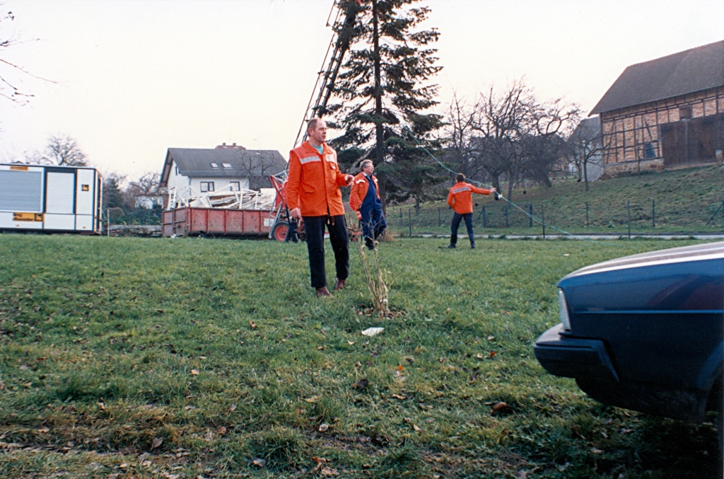 1987 12 15 Weihnachtsbaum Aktion Bild 02