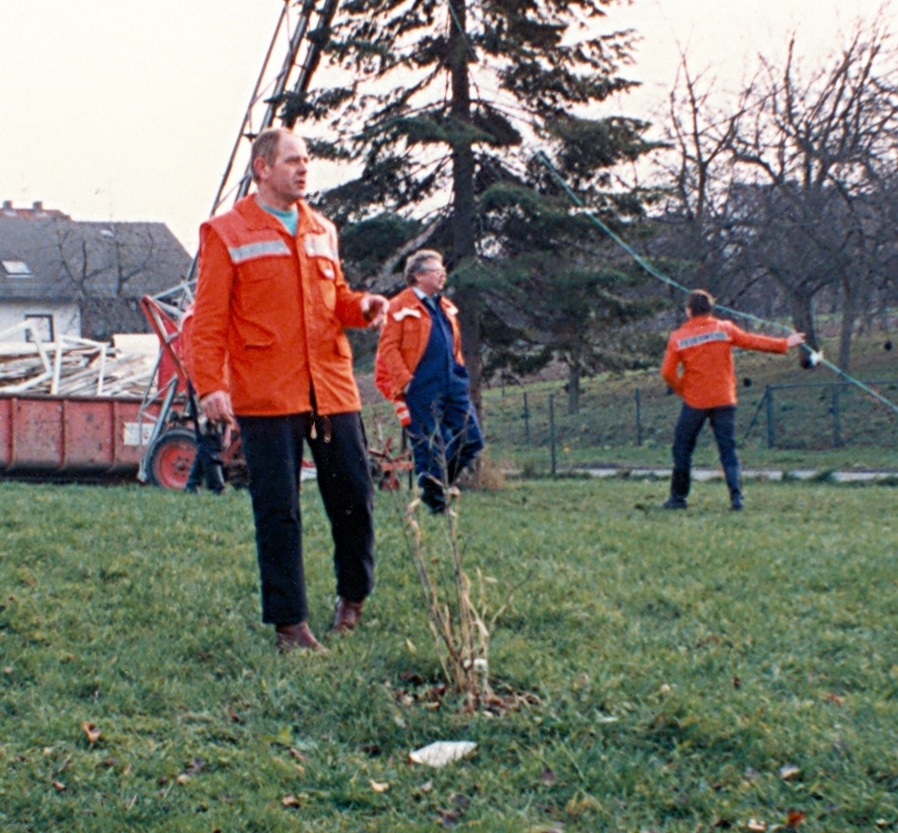 1987 12 15 Weihnachtsbaum Aktion Bild 03