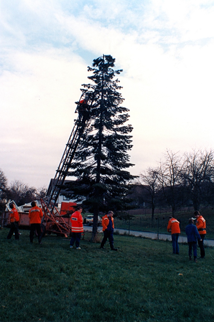 1987 12 15 Weihnachtsbaum Aktion Bild 04