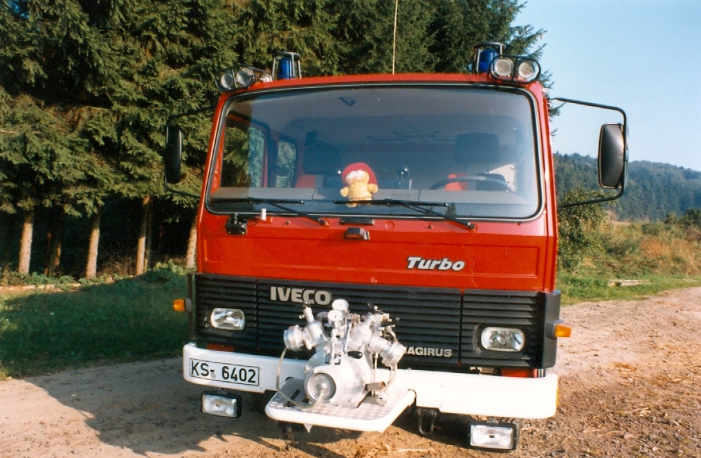 1988 01 29 Bild 11 Fahrzeugbilder unserer Feuerwehr neues LF8 Frontansicht