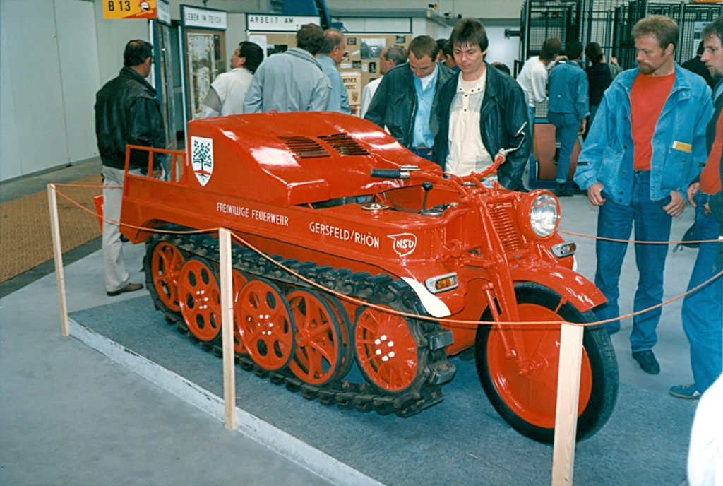 1 1988 o5 30 dieter rohrbach Roter Hahn in Hannover web