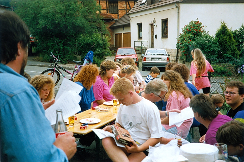 1992 07 15 Bilder vom gemütlichen Treff vor und im Feuerwehrhaus bild 3