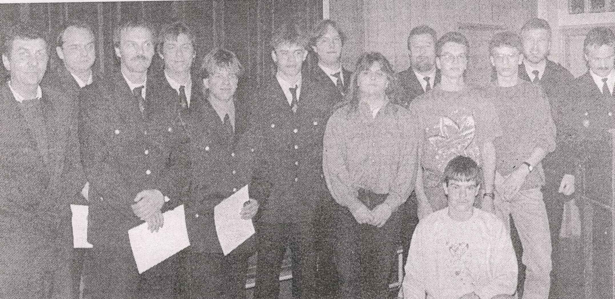 1993 01 12 Ehrungen auf der Jahreshauptversammlung 1992 Bericht HNA Bild