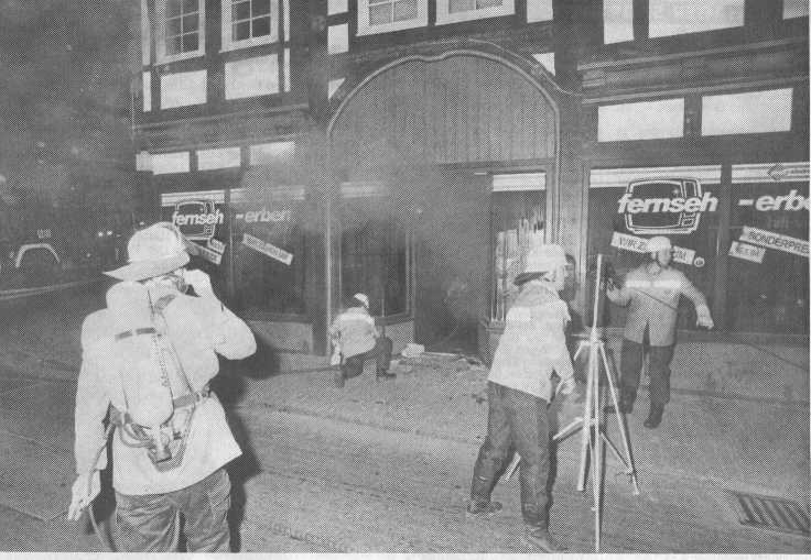 1994 05 12 Brand in Fernsehshop Erben bild 