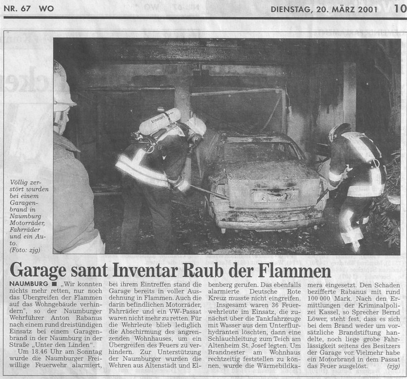 2001 03 20 Garage samt Inventar Raub der Flammen 001