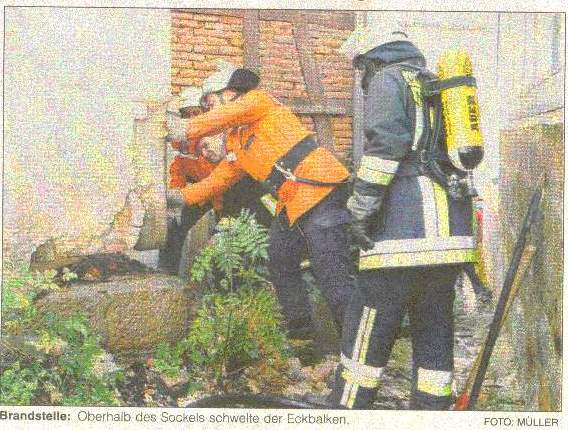 2003 06 27 Schwelbrand in Naumburg Bild