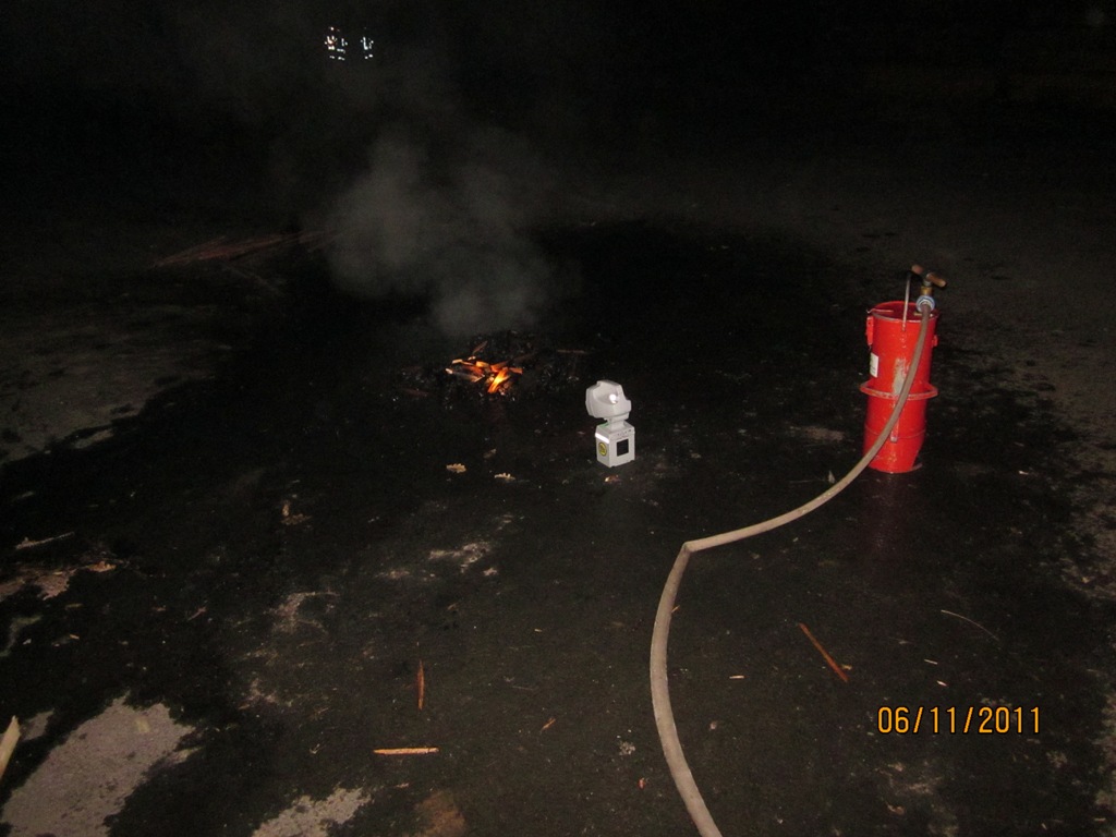 2011 11 06 Lagerfeuer in Sägewerk Bild 6