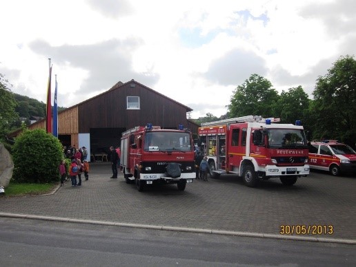 2013 05 30 Großer Tag für die Feuerwehr Elbenberg Bild 1
