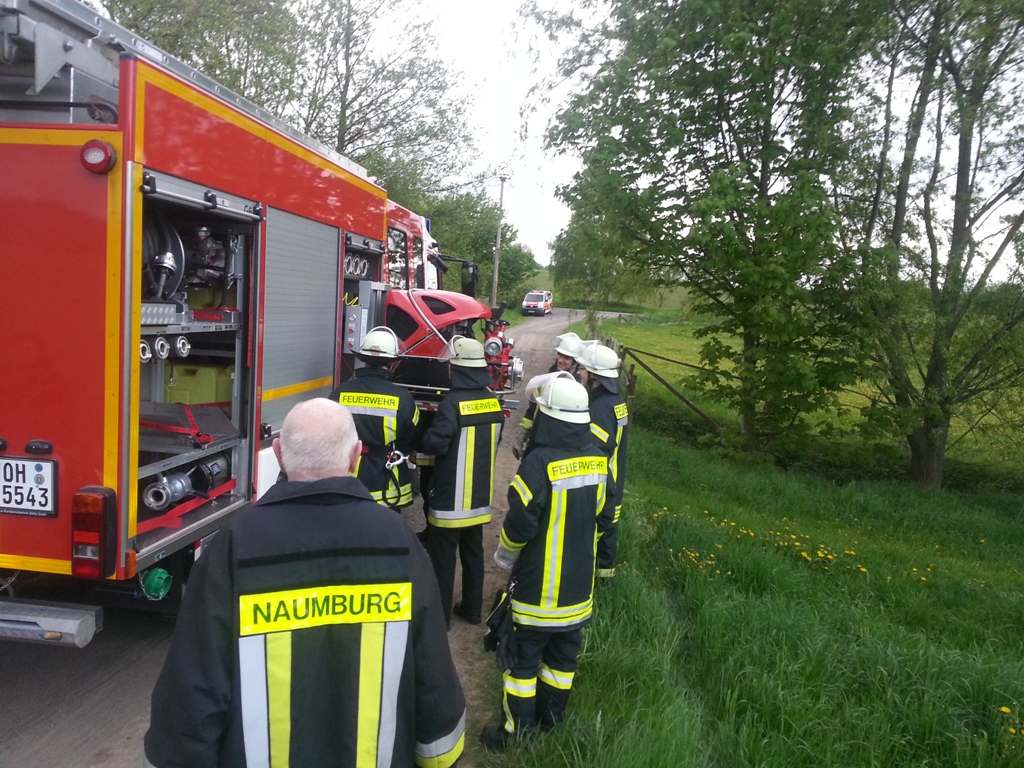 2013 05 13 Pumpenausbildung mit neuem LF 10 6 Bild 01