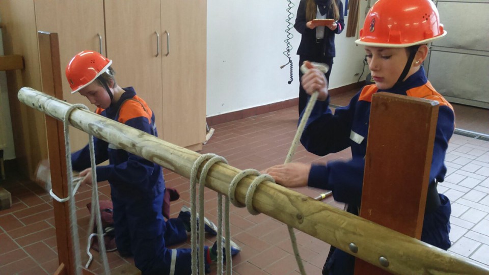 2016 03 05 Erfolgreicher Knotenwettkampf der Jugendfeuerwehr002