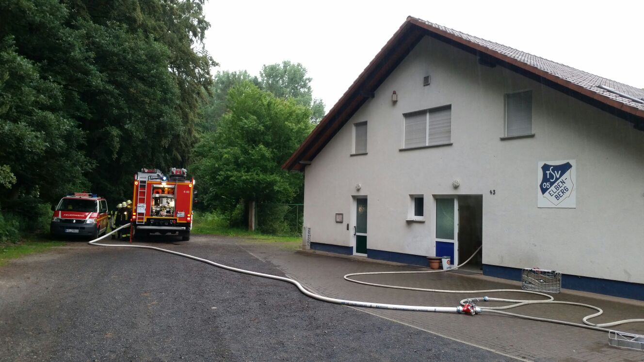 2016 07 21 Einsatzübung Brand im Sportlerheim 3