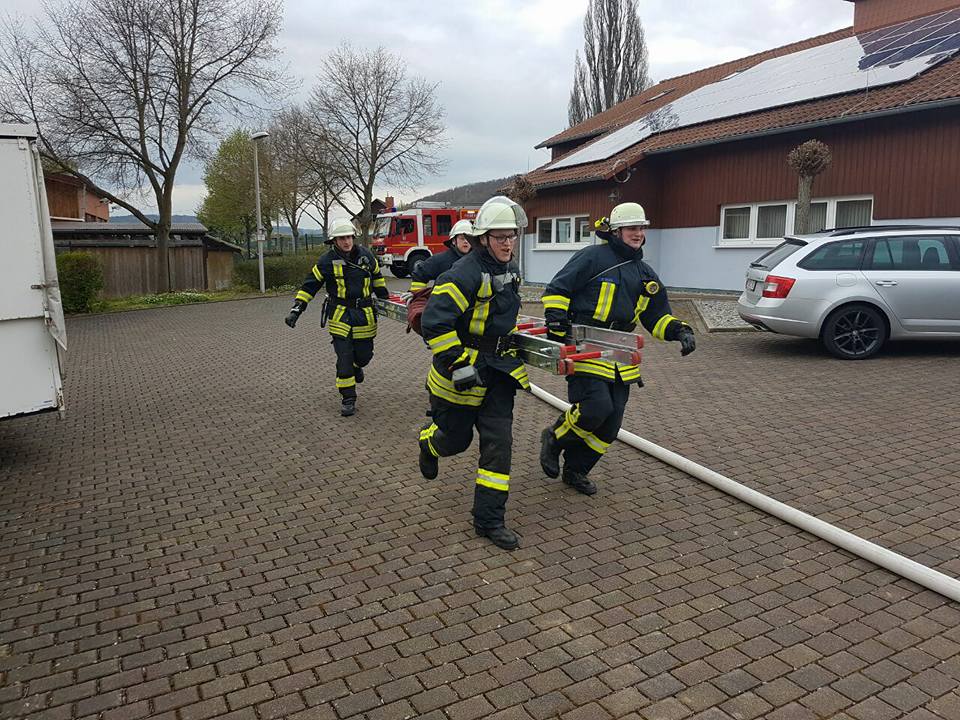 2017 04 17 Üben für Wettkämpfe der Hessischen Feuerwehrleistungsübung 1