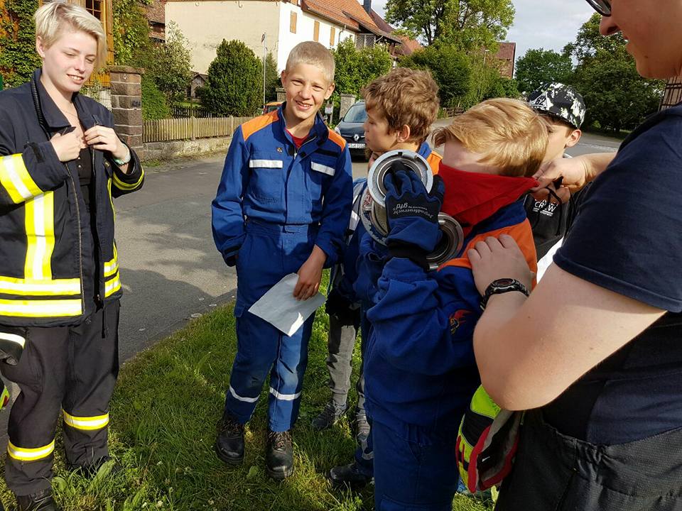 2017 06 18 Verschieden Aktivitäten bei Jugendfeuerwehr und Einsatzabteilung Bild 3