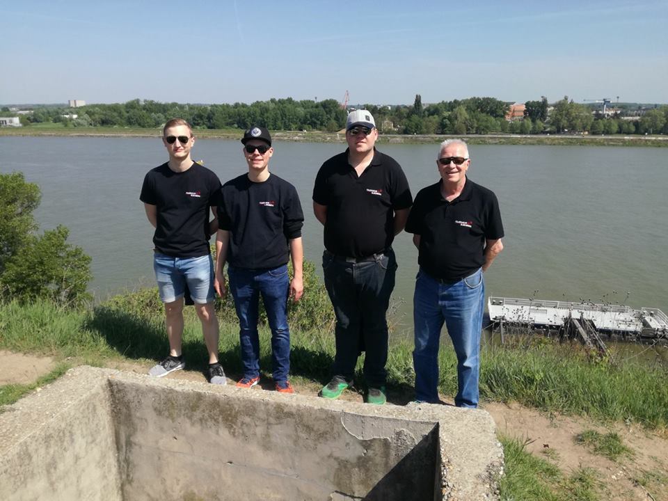 2018 05 03 Abordnung unserer Wehr bei Feuerwehr der Partnerstadt Komarom in Ungarn Bild 1