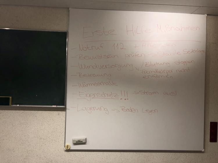 2018 11 06 DRK Bereitschaft zur Ausbildung der Jugendfeuerwehr Bild 2
