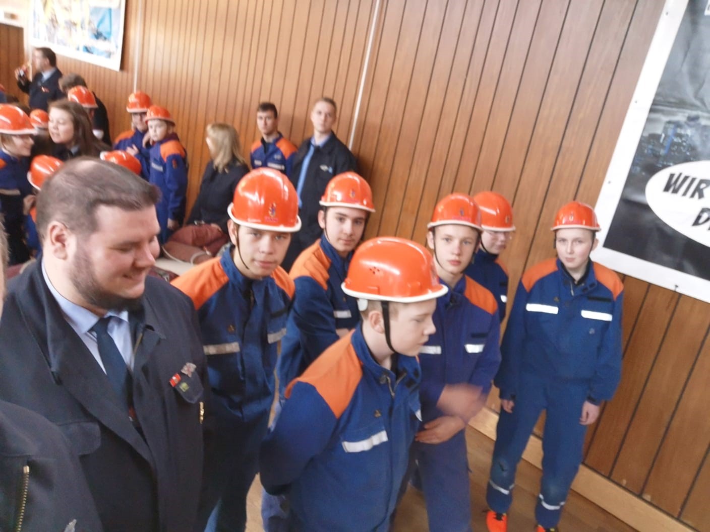 2019 03 16 Alle Trupps unserer Jugwendfeuerwehr ohne Fehler Bild 1