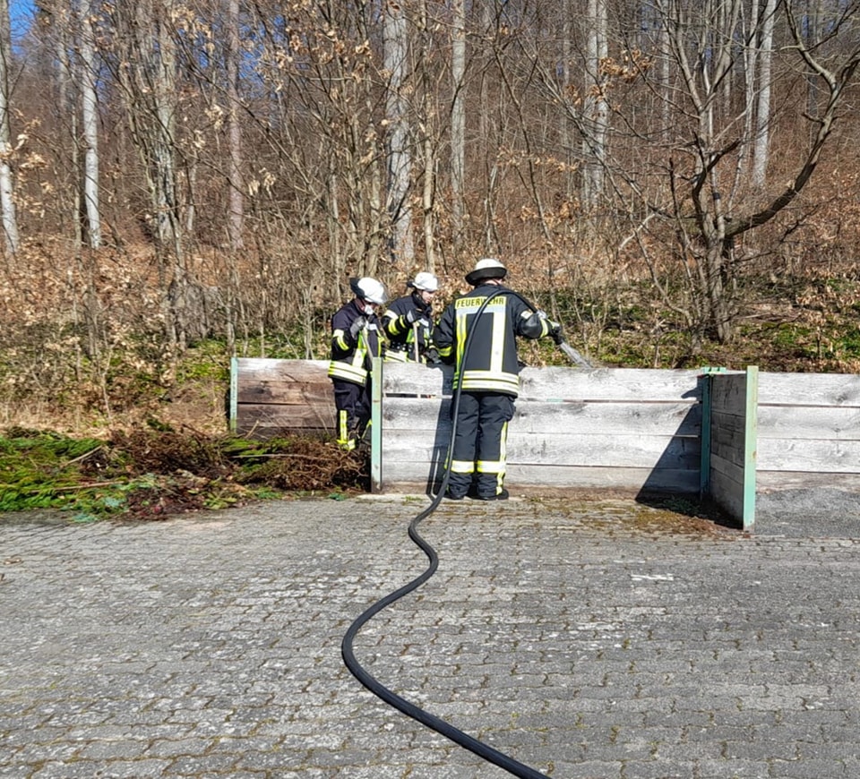 2022 03 13 Einsatz 04 Kleinbrand am Elberberger Friedhof Bild 1