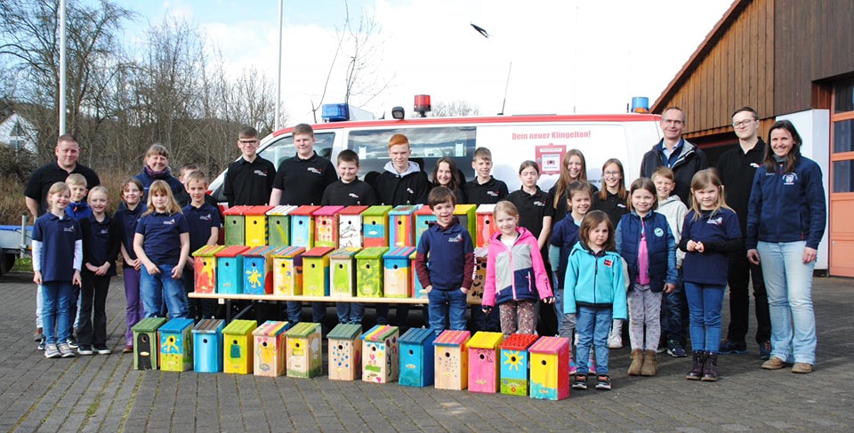 2023 04 29 Nistkästen von Kinder und Jugendfeuerwehr gebaut Bild 1